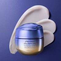 Shiseido Vital Perfection Intensive Straffende Nachtpflege