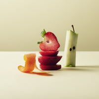 Etat Libre d’Orange Les Fleurs du Déchet et ses notes : pomme, orange amère, mandarine recyclées, rose, fraise gariguette recyclées, cèdre, santal, akigalawood recyclés