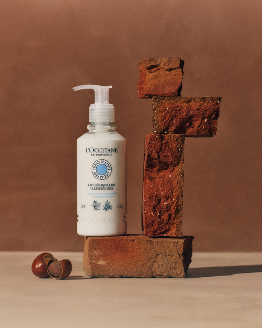 L'Occitane Lait Démaquillant Karité 200ml-Parfumerie Olara-1 