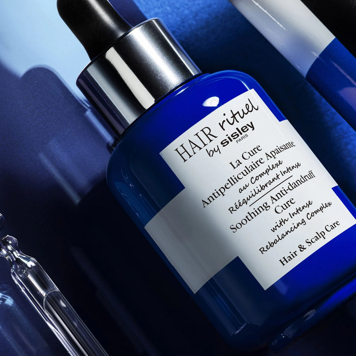 Hair Rituel by Sisley - La Cure Antipelliculaire Apaisante