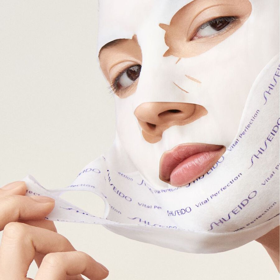 Shiseido- Vital Perfection Masque Eclat Contours Redéfinis Masque En Tissu