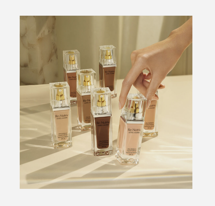 Estée Lauder - Re-Nutriv Ultra Radiance Liquid Makeup Foundation SPF20