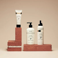 Les Eaux Primordiales Le Soin Primordial - Gel lavant exfoliant pour les mains