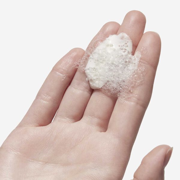 Kiehl's - Ultra Facial Oil-Free Cleanser