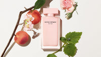 Narciso Rodriguez for her et ses notes : rose, pêche, cœur de musc, patchouli, ambre