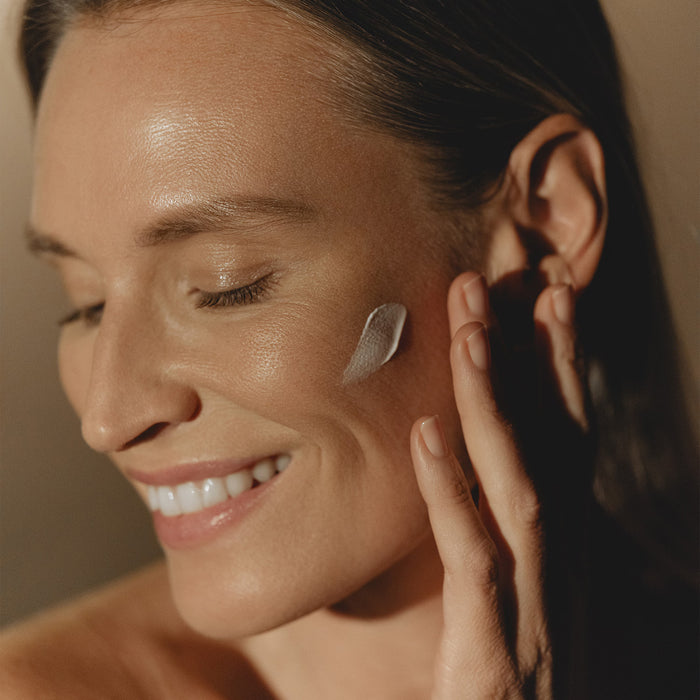 Sisley Sunleya Soin Solaire Anti-Âge SPF50+ - Soin solaire anti-âge haute protection