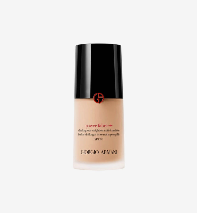 Armani Power Fabric Foundation